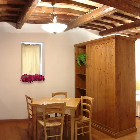 Aparthotel Terre Gialle - La Val D'orcia Nascosta