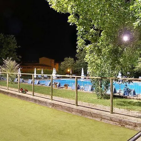 Aparthotel Terre Gialle - La Val D'orcia Nascosta 4*